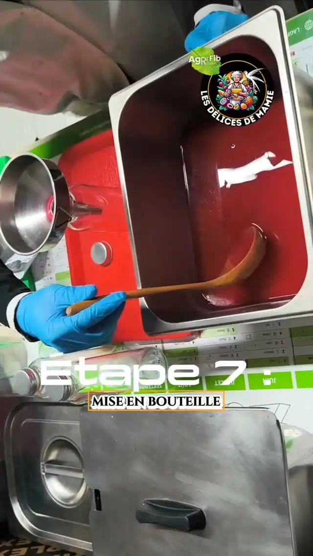 🍹 COMMENT FAIRE UN PUR JUS DE GRENADE MAISON – PARTIE 2 🍹

Vous avez aimé la première partie ? Voici la suite de notre tuto complet pour réaliser un délicieux jus de grenade 100% naturel chez vous, sans gaspillage ni produits chimiques ! 🌿✨

Dans cette deuxième partie, je vous montre :
✔️ L’extraction finale du jus
✔️ Les astuces pour préserver ses bienfaits et sa fraîcheur
✔️ Comment le consommer au quotidien pour booster votre santé 💪❤️

N’oubliez pas de sauvegarder ce post et de le partager à vos amis amateurs de jus frais !

👉 Swipez pour voir la vidéo complète en 2 parties.
🎥 Rappel : 6 minutes 06 secondes de pur bonheur naturel à découvrir.