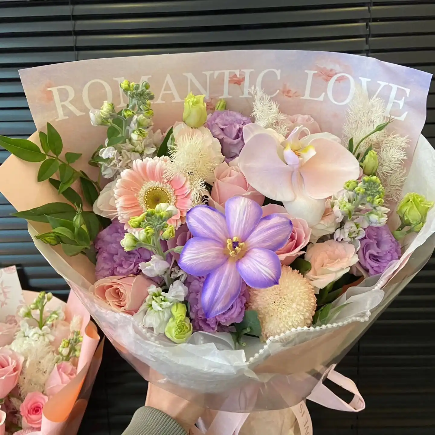 紫色系鮮花花束

BLOOM MARS FIORIST
香港網上花店，折扣鮮花即日配送

網上落訂: bloommars.com

Whatsapp:+852 54141490

#香港花店#香港花店推介#hongkongflorist
#藍玫瑰花束 #香港鮮花花束 #flower #rose #即日配送 #生日禮物 #情侶禮物 #gift#tulip#生日鮮花 #bouquet#purpleflowers