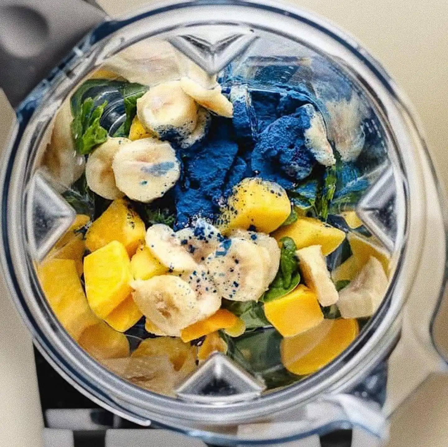 Want an easy, healthy and delicious breakfast? Try this cheeky blue smoothie!

You will need:
- 2 bananas
- 100g of frozen mango
- 1/2cup of spinach
- 100ml of plant based yogurt
- splash of milk
- 1tbsp of @cheekygood.nz blue spirulina

Place all ingredients in a blender or food processor and blend until smooth🥭🌱💙

#cheekygood #bluespirulina #smoothierecipes #superfood #smoothie #healthybreakfast #foodphotography #antioxidants #vibrantfood #phycocyanin #plantbased #colourfulfood #superfoodnz #livingsuperfood #bluesuperfood #bluepowder #vegansuperfood #nzvegan #nzorganic #nzsuperfoods #nonGMO #superfoodnz #organicsuperfood #phycocyanin
