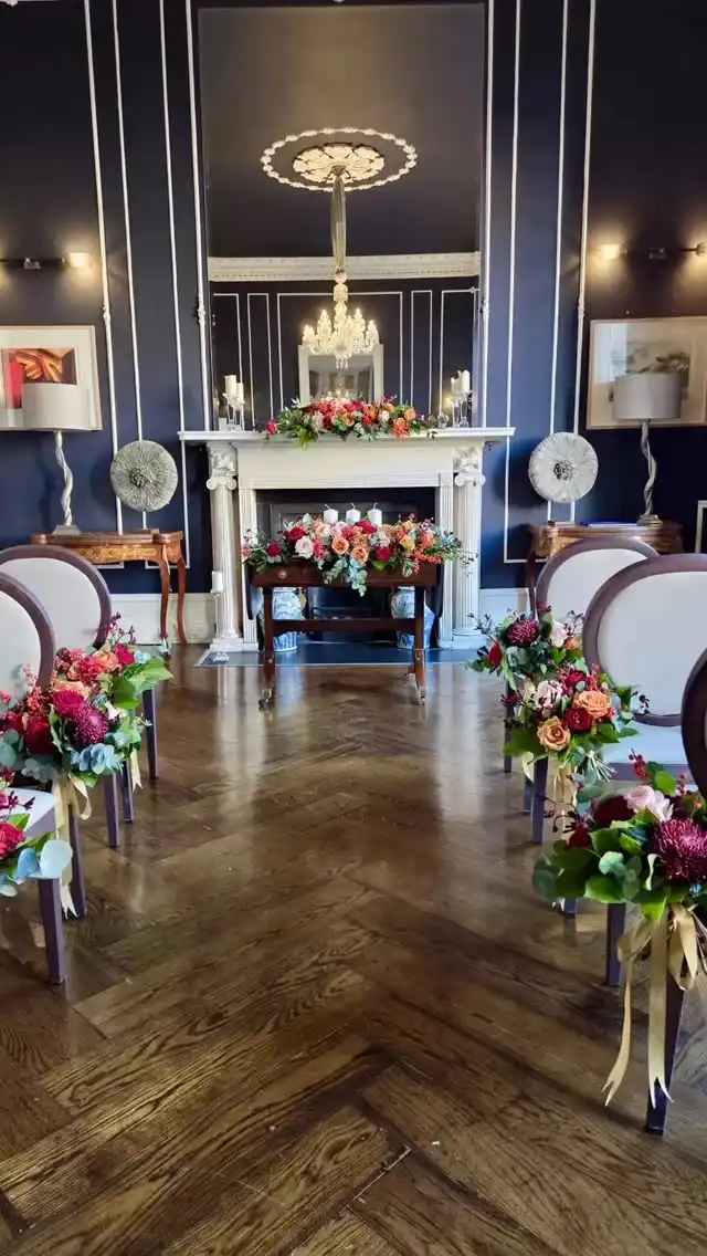 The beautiful colours of autumn look stunning for this fabulous wedding, last weekend, in the wonderful Number 25. 

City weddings are here to stay 💖💖

Blooming Amazing Flower Company
Gold Award Winner - Flower Shop of The Year

38 Ranelagh Village
Dublin 6 
D06 E4H3
Ireland
Tel : + 353-1-491 0233

Web : www.bloomingamazing.ie
Email : info@bloomingamazing.ie
.
.
.
#cityweddings #wedding #weddingflorals #bloomsoftheday #smallbusiness #floristsofinstagram #floraldesigns