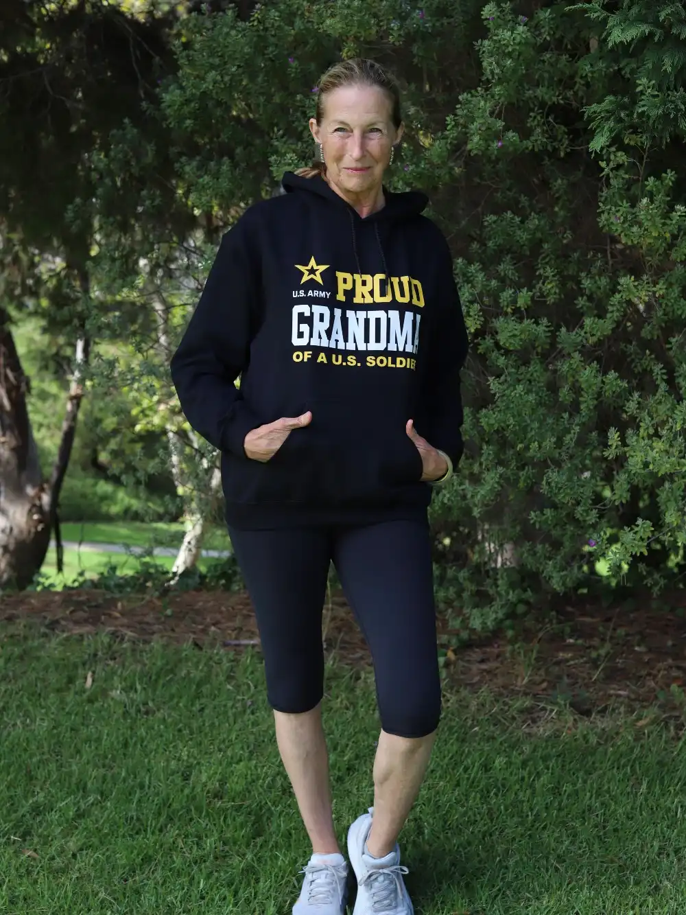 🍂 Fall is here, and so is sweatshirt season! 🍁 Wrap grandma in love, pride, and warmth with our Proud Grandma of a U.S. Soldier crewneck. Because nothing says “I’m proud of you” like cozy support that speaks from the heart. ❤️