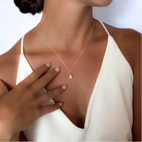 Girl’s Math: Jewelry Edition 💍
We did the math so you don’t have to… swipe ➡️ for the answers. #usshopping #silver925 #silvernecklace #jewelrygram #jewelryshop