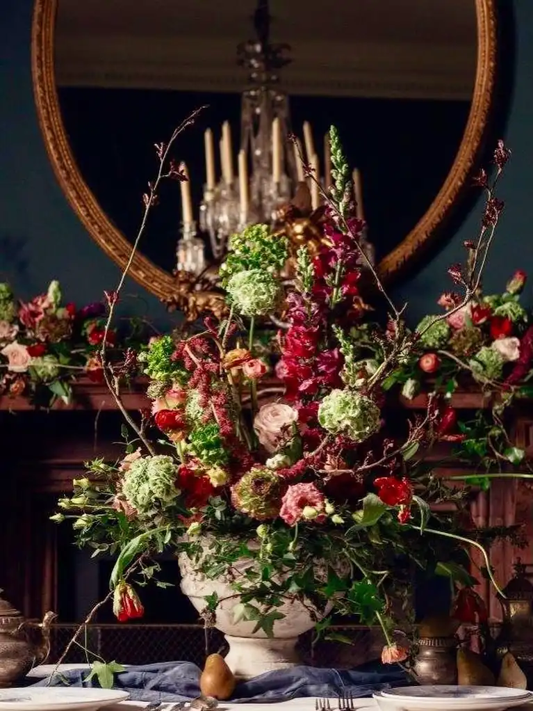 This is my personal ❤️ An amazing flower arrangement that we created for a magazine photo shoot. Love the colours, the flower choice and I think we hit the “Dutch Masters “ brief 100 %

Blooming Amazing Flower Company
Gold Award Winner - Flower Shop of The Year

38 Ranelagh Village
Dublin 6 
D06 E4H3
Ireland
Tel : + 353-1-491 0233

Web : www.bloomingamazing.ie
Email : info@bloomingamazing.ie
.
.
.
#dutchmasters #bloomsoftheday #smallbusiness #floristsofinstagram #floraldesigns