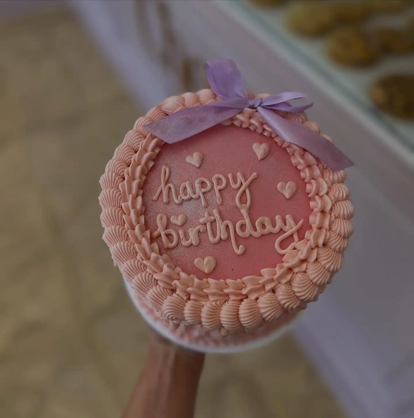 MINI CAKES 🫶🏼✨
Another cutie that left today 🥰
Cakes are always available to order on our website 24/7 ✨
If there’s something a little different that you require - please message us 🥰
🩷www.cherans.com🩷