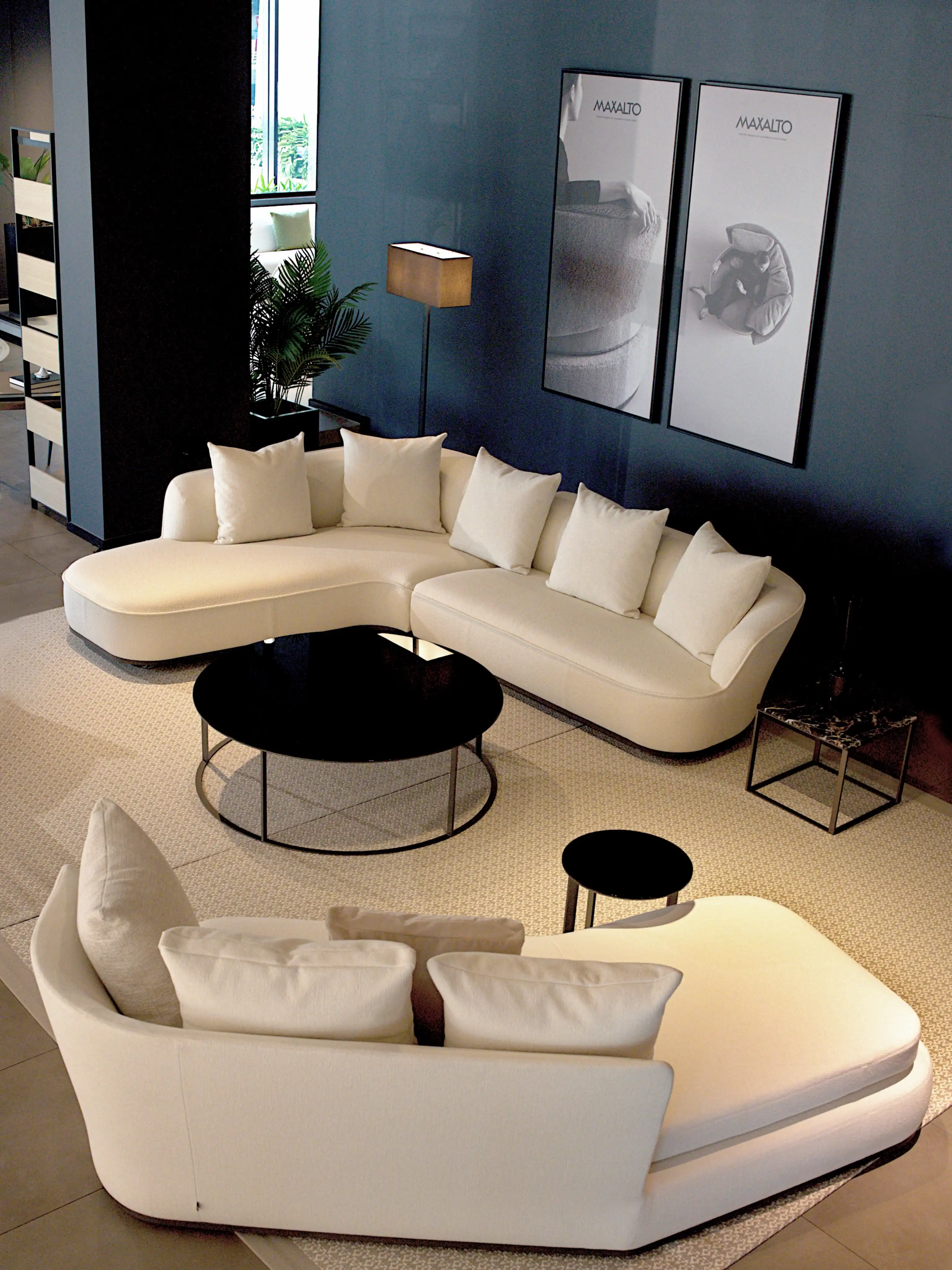 Elios Small Table