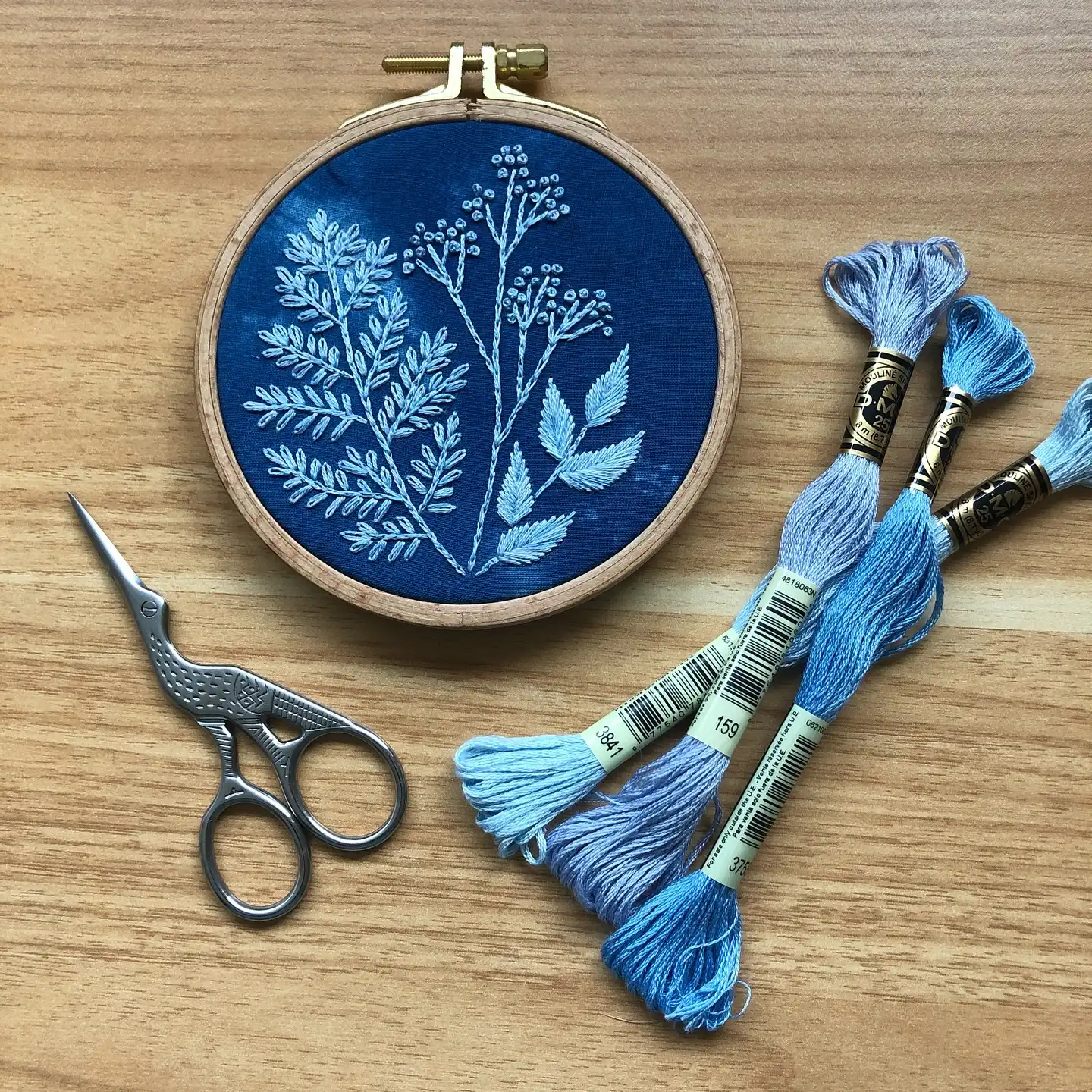 August Embroidery Workshops
I’m teaching two embroidery workshops this month! One is for adults and the other is for kids.
First up, adults can join me to stitch Cyanotype Botanical inspired embroidery at @monstermonstershop on August 14.
Then on August 16, I’m teaching a youth floral embroidery workshop at @paperluxeshop
Both classes are hands-on and beginner-friendly with all materials are provided. If you’re looking to try a relaxing new craft, then this is a great opportunity.
#embroidery #craftclass #augustevents #mcreativej