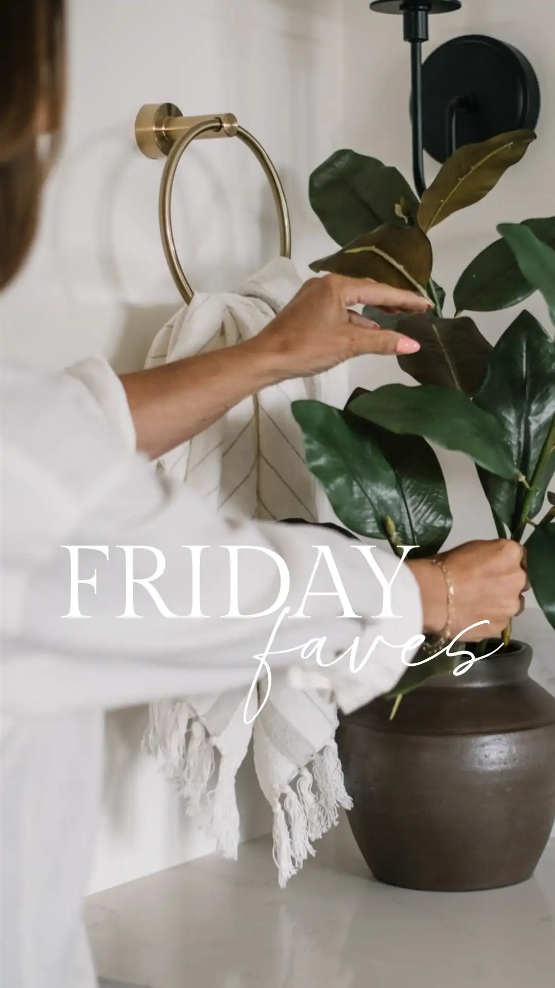 ✨ Friday Favs are HERE — and they’re better than ever! 🖤

Every week, we round up the pieces that are giving us major heart eyes — think cozy textures, trending decor, and the just-right finishing touches your shelves have been waiting for. 🙌

This week, Leanne is showing off some seriously swoon-worthy new arrivals — including vases, lamps, dining room tables, and those “where did you get that?!” decorative gems that take any space from simple to styled.

👀 Watch the Reel to see what made our must-have list!

🛒 Spot something you love? Drop a 🖤 in the comments & tag a friend who needs to see it too!

Let’s get styling, shall we?
.
.
.
#FridayFavs #SimoneAndIvyStyle #ShelfGoals #DecorDreams #SimoneAndIvyObsessed #InteriorInspo #interiordesign