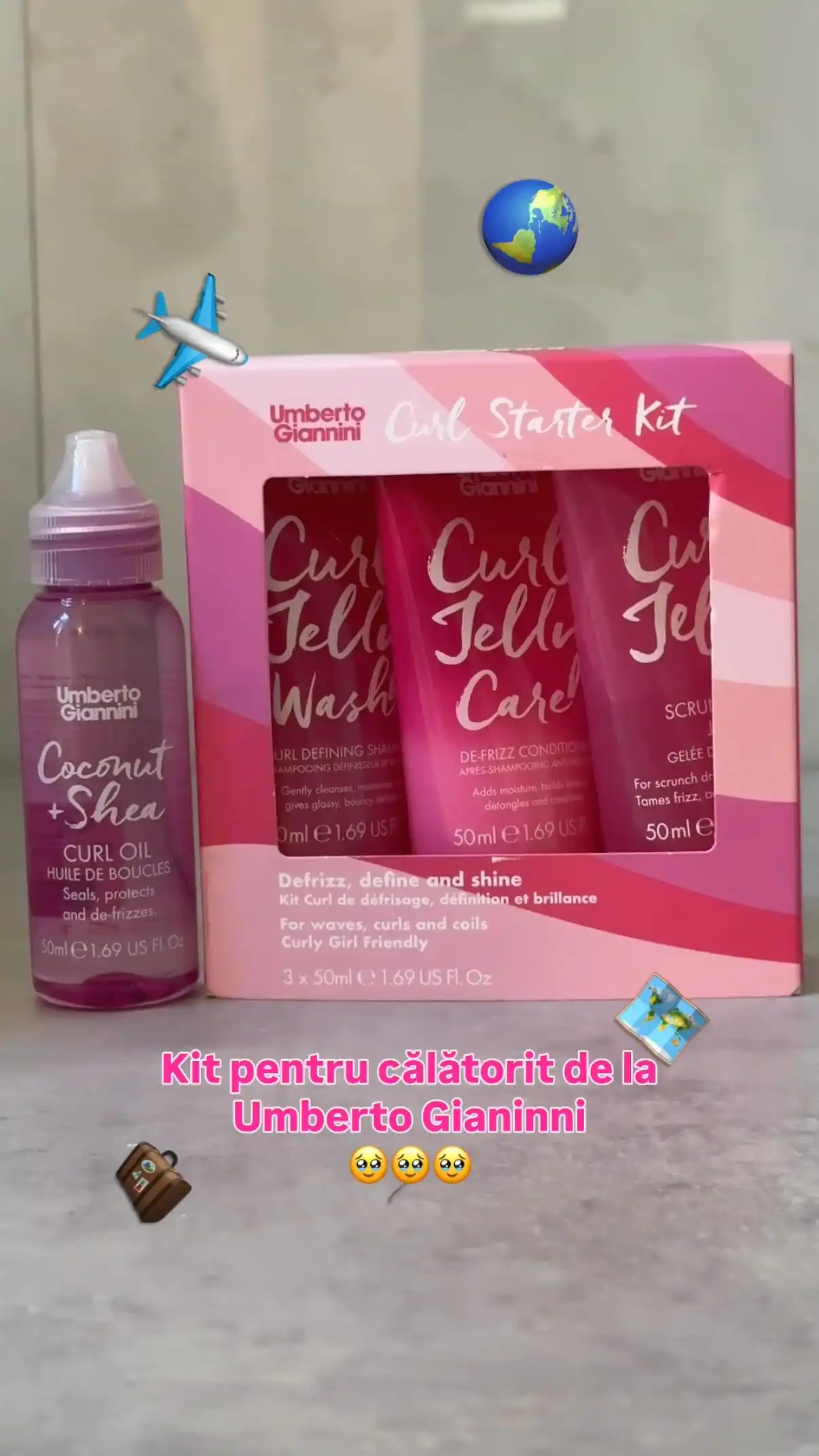 ✈️ Bucle perfecte, oriunde mergi!

Fie că ești pe plajă, într-un city break sau la festival, mini-urile @umbertogiannini îți țin rutina de păr sub control: șampon & balsam pentru curățare delicată, gel pentru definire și ulei anti-frizz pentru strălucire instantă.

Pregătește-ți bagajul cu tuju.ro 💙

@bunaeusuntcriss 🎀

#Tuju #CurlJelly #bucle #umbertogiannini #BeautyThatCares #parcret #hairstyling #haircare #travelsize #miniproducts
