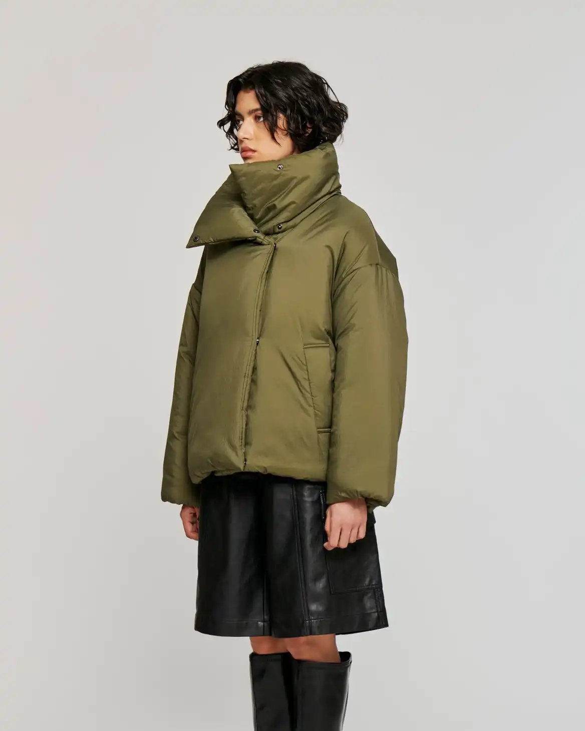 OOF WEAR - Modern Women's Outerwear