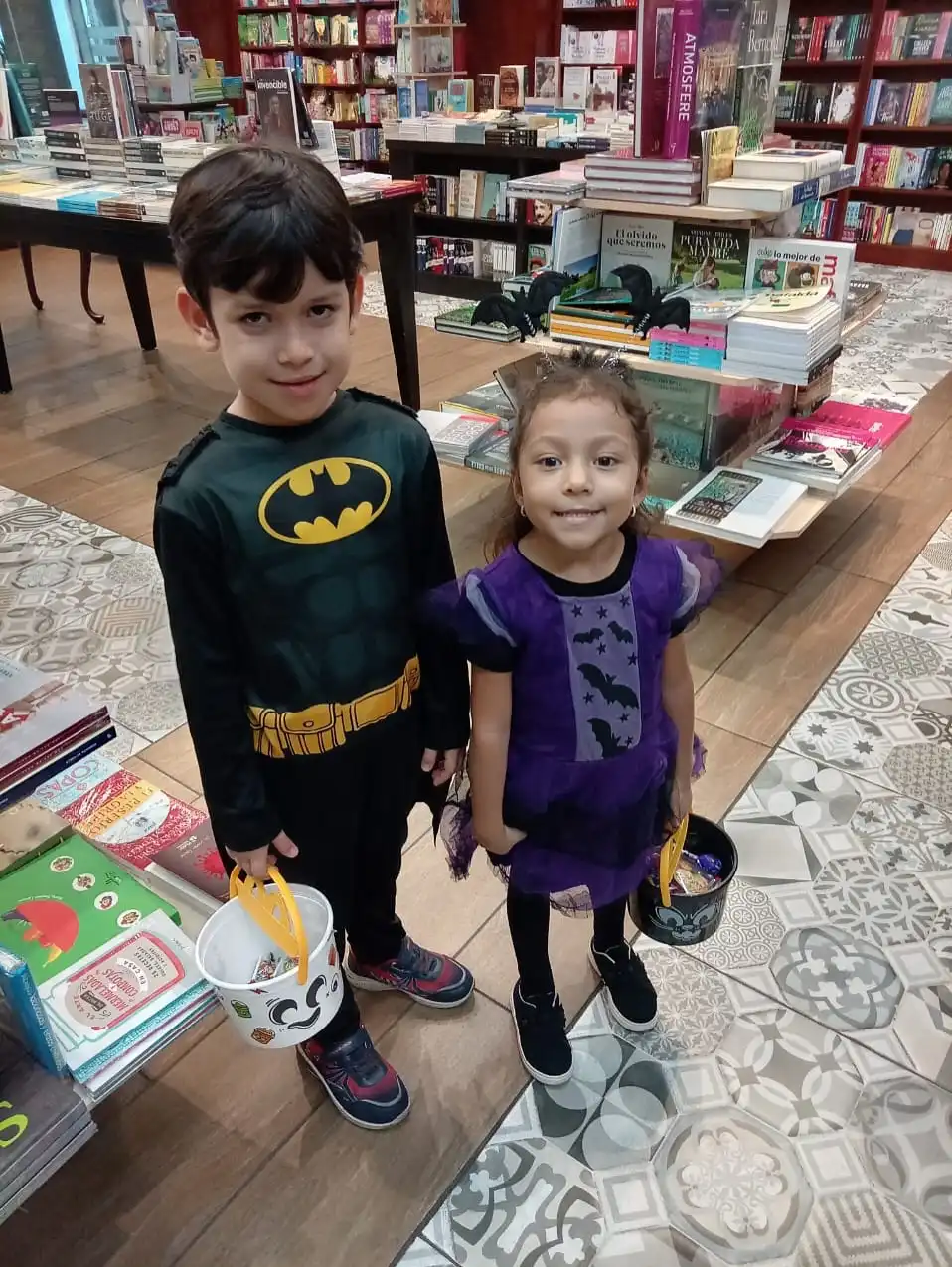 ¡Llegó el Halloween a El Hombre de La Mancha! 🤩🎃
¿Cuál fue tu favorito?
Déjanos tu top tres de mejores disfraces 👇👇👇
#Panamá #Leer #Halloween #Libros