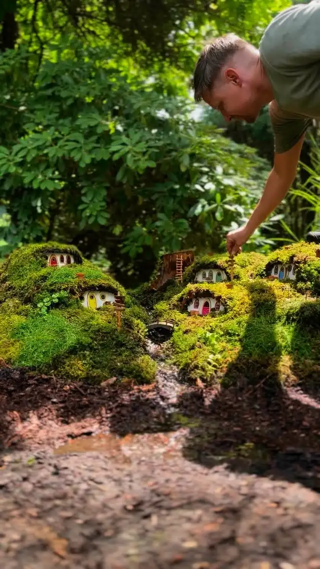 Just finished a little Hobbit–Fairy village!
Would you like something like this in your garden? Let me know!
I’ll try to take some night shots too — the houses have built-in solar lights that glow after dark.
Big thanks to @citypittmeadows for letting me create this magical spot!

#fairyland #fairylandbuild #hobbitvillage #miniaturegarden #fairylandinstallation #whimsicalgarden #fairyvillage #tinyhomes #maryinthefairyland #gardeninspo #mossmagic #enchantedgarden #pittmeadows #pittmeadowsbc