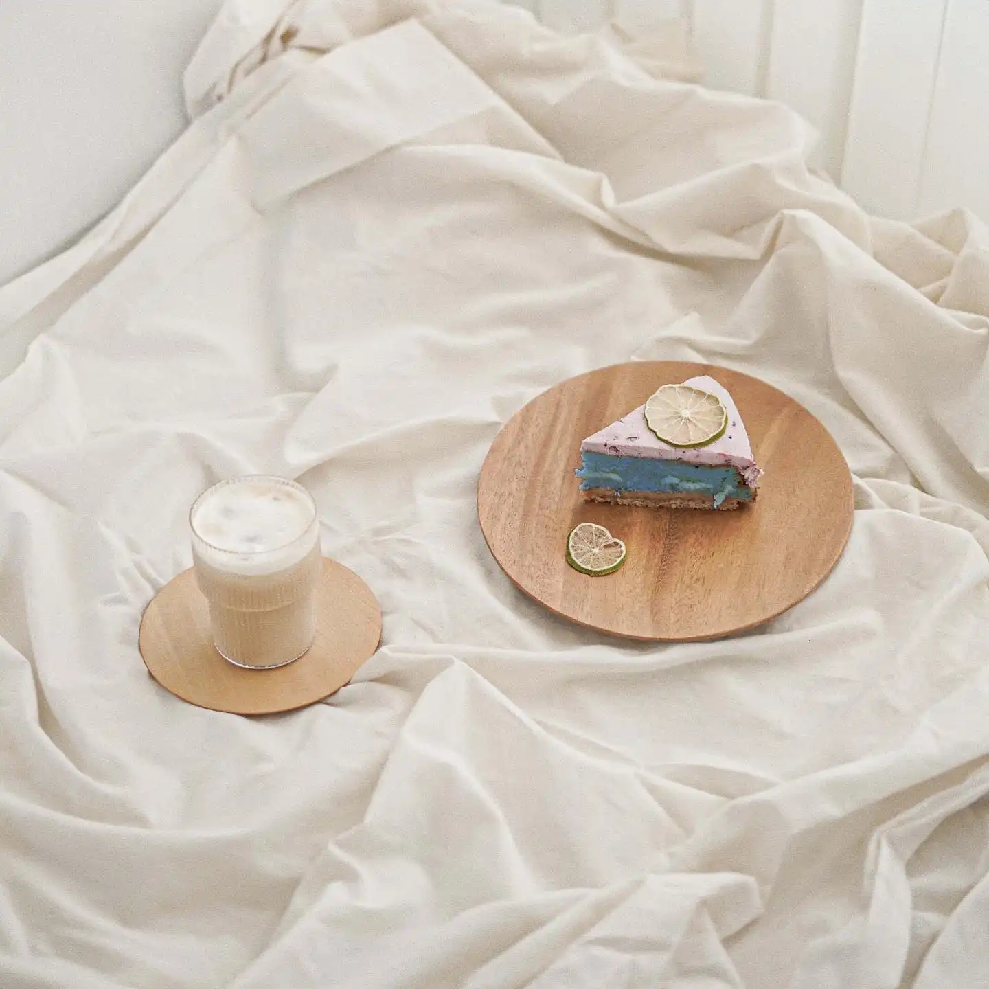 ☔️ Who else feels like having a cozy day off?

#cheekygood #bluespirulina #superfood #cheesecake #cozymorning #morning #foodphotography #antioxidants #vibrantfood #phycocyanin #plantbased #colourfulfood #foodie #superfoodnz #bluemajik #bluesuperfood #bluepowder #vegansuperfood #nzvegan #nzorganic #nzsuperfoods #nonGMO #organicsuperfood