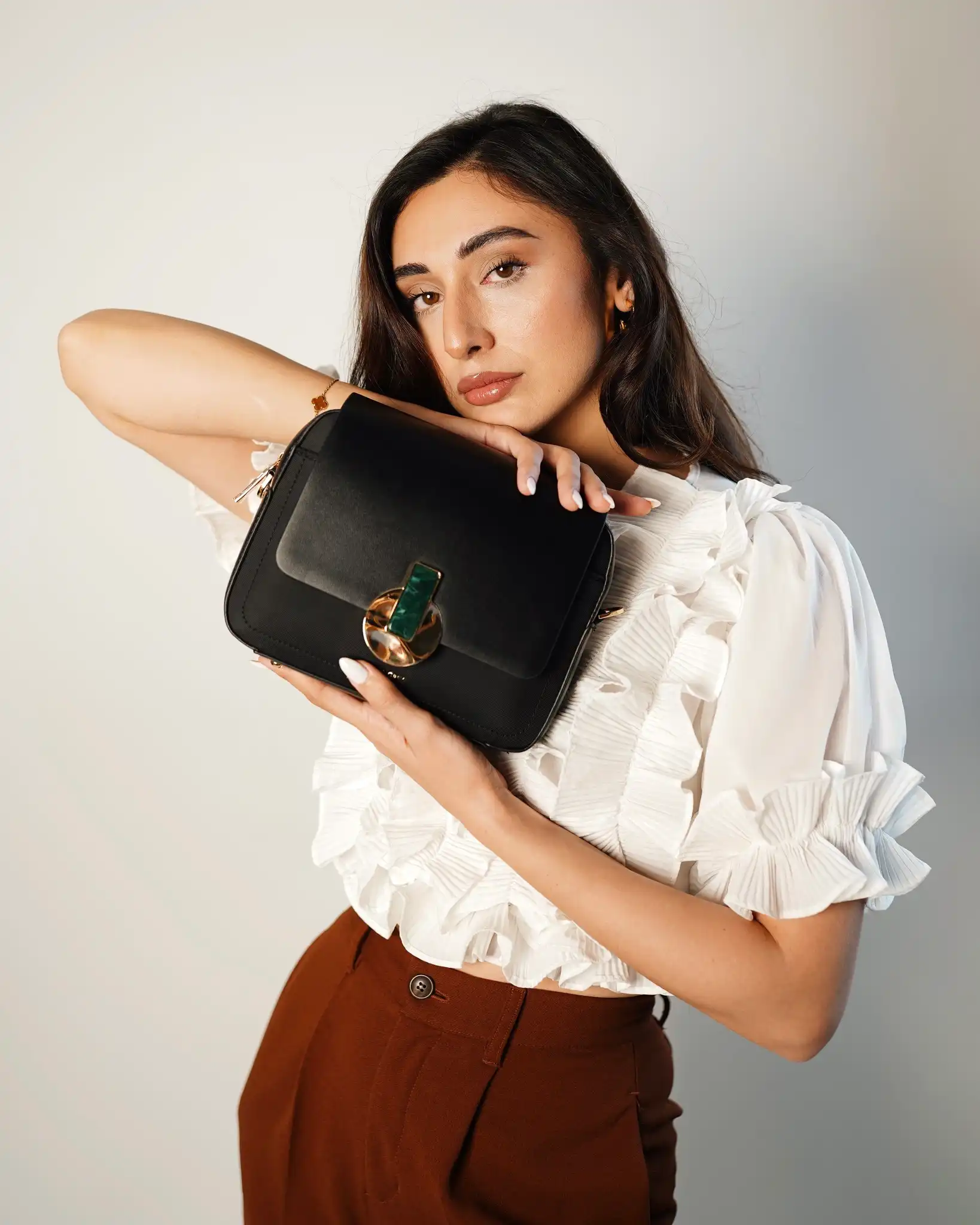Summer sale is in full bloom! 🌺 Grab your fav Luella Grey bag at flat 25 and 50% off!

Article - Willow black camera bag 

Shop now via the link in our bio!

#LuellaGreyPakistan #LuellaGreyLondon #Sale