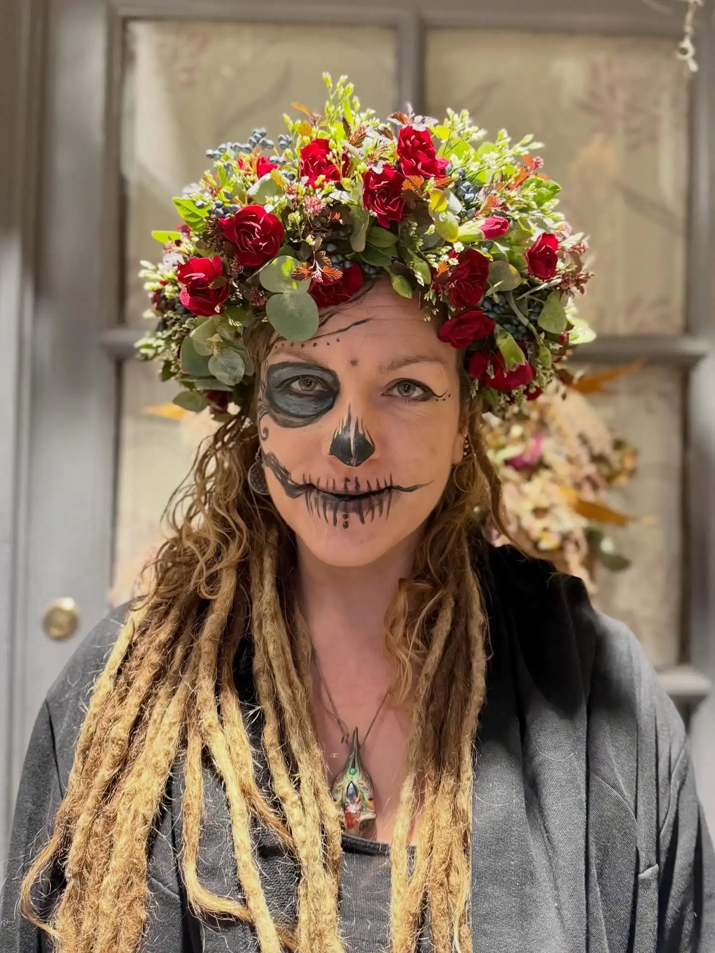 Our fabulous Alex doing her Halloween thing 🎃🕸️👻 It’s her favourite time of the year 🎃🎃

Blooming Amazing Flower Company
Gold Award Winner - Flower Shop of The Year

38 Ranelagh Village
Dublin 6 
D06 E4H3
Ireland
Tel : + 353-1-491 0233

Web : www.bloomingamazing.ie
Email : info@bloomingamazing.ie
.
.
.
#bloomsoftheday #smallbusiness #floristsofinstagram #floraldesigns #halloween
