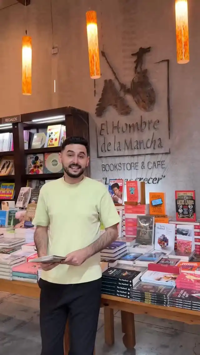 📚🐾 ¡Una noche para amantes de los libros y los gatos! 🐾📚

Acompaña a Valeria Marín Pineda, autora de GATOS: MAESTROS DE VIDA, junto a @elfrikideloslibros, en una presentación única llena de historias, reflexiones… ¡y mucho amor gatuno! 😻

🗓️ Miércoles 10 de septiembre

🕕 6:00 p. m. – 8:00 p. m.

📍 Sucursal de Multiplaza

✨ ¡No te lo pierdas! Literatura, ronroneos y buena compañía te esperan.

#libros #gatos #elhombredelamancha #panama #parati