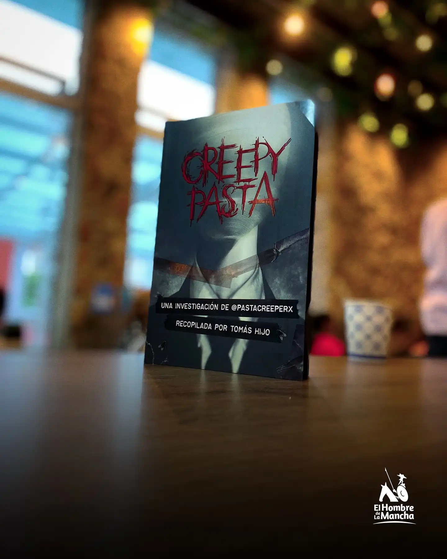 ¿Y si las leyendas de internet fueran reales...?

En Creepypastas, Tomás Hijo transforma antiguos archivos misteriosos en relatos espeluznantes llenos de terror, intriga y arte.

📖 Cada historia está ilustrada por él mismo, dándole vida (o muerte) a los secretos más oscuros de la red.

🕯️ Perfecto para amantes del horror, lo paranormal y las buenas historias bien contadas (y dibujadas).

🔪 Te vas a asustar... pero no vas a poder dejar de leer.

👉 Disponible ya en librerías y nuestra tienda online.

#libros #terror #creepypastas #slenderman #paranormal #suspenso #leyendasurbanas