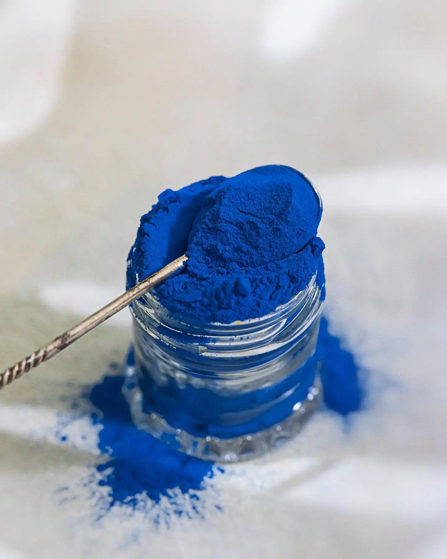 Our organic blue spirulina contains all of the 9 essential amino acids (and 18 in total), including Tryptothan which is an essential amino acid and since our bodies don't naturally produce it, we have to find ways of introducing it into our diet. It's proven to help people struggling with depression and anxiety, and can help you achieve better mental wellbeing.

#cheekygood #bluespirulina #superfood #antioxidants #vibrantfood #phycocyanin #tryptophan #wellbeing