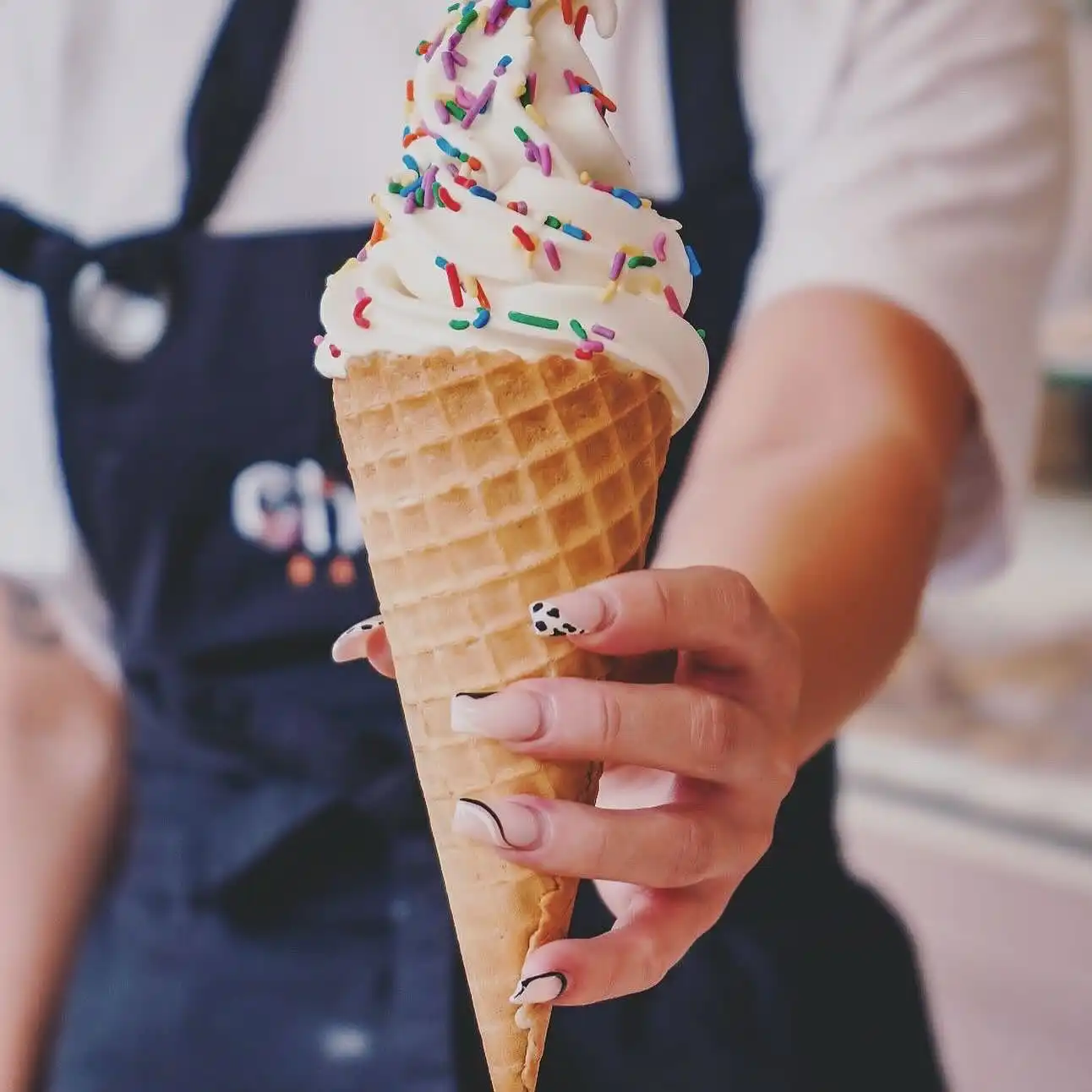 ICE CREAM WEATHER🍦✨ 

Where has this weather been 😍

Sorry, but we’ve had lots of ice creams out this holidays, and I’m genuinely stunned how stingy places are with their ice creams/ toppings / sauces. 

Like seriously, if you ask for chocolate sauce they literally squirt one tiny drop on. It really annoys me 🙈 but that’s probably because we do things properly at the shop. 

As you all know, we’re not stingy AT ALL here at the bakery. So…

Come see us for an amazing ice cream and all the extras because we LOVE to spoil you 🥰 

PLEAAAAASE TAG US IN YOUR PICTURES TOO AS WE LOVE TO SEE THEM 🫶🏼