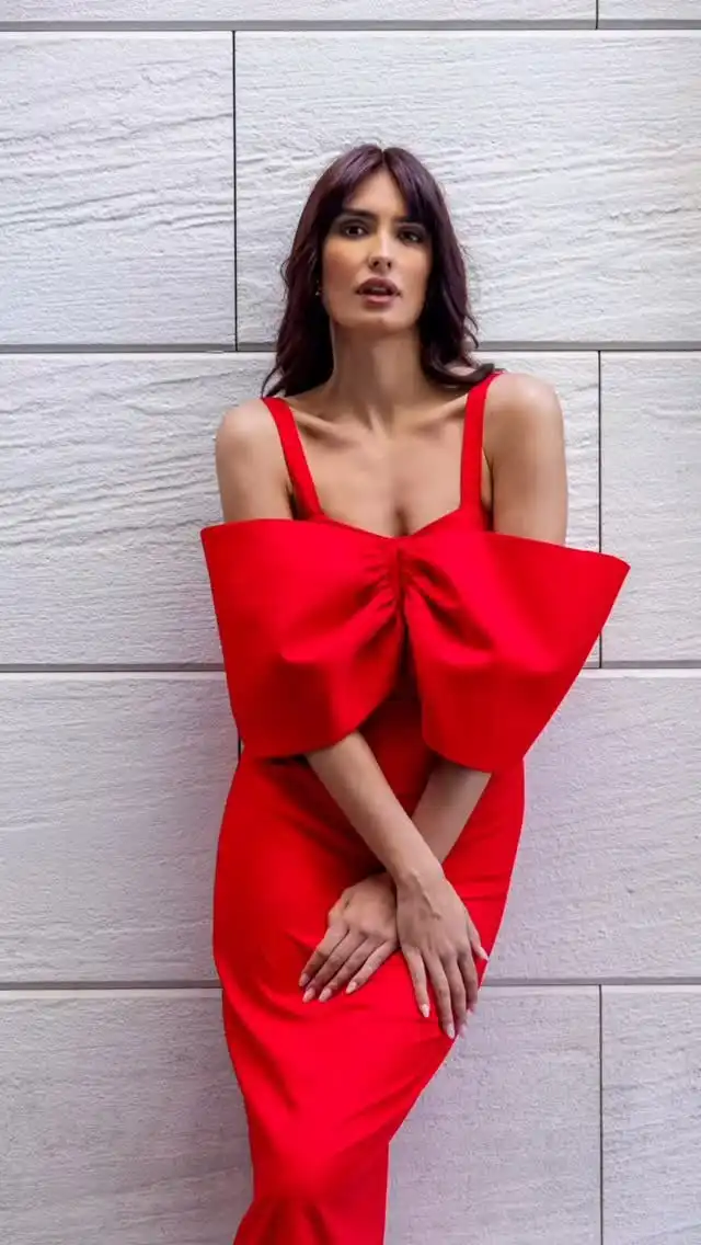 Todo al rojo ❤️
#be_aryentto #invitadasperfectas #mejorvestidoenda #invitada_ideal #invitadaespecial