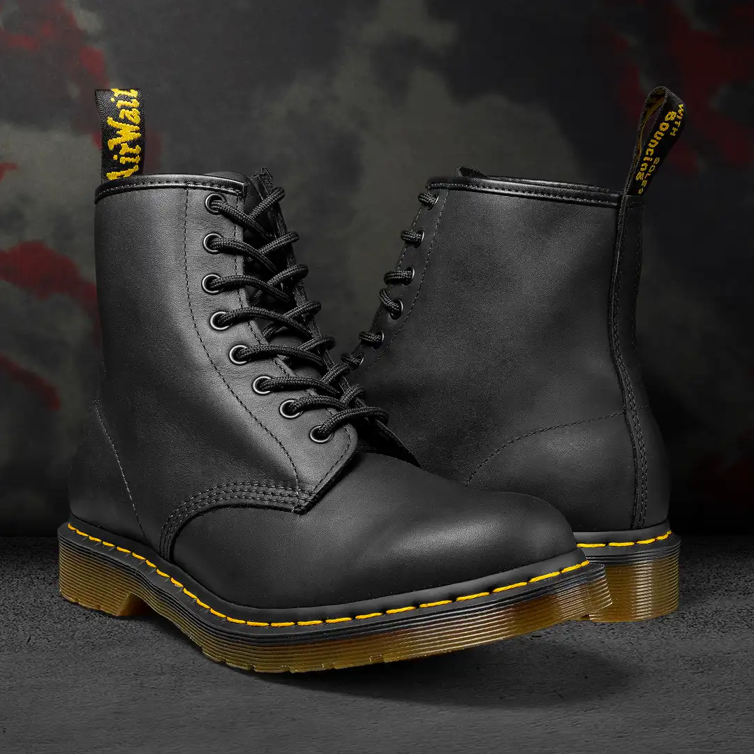 The Dr. Martens 1460 Greasy Leather 8-Eye Boot is built to last and made to stand out.

#DrMartens
#BootWorld
#IconStatus