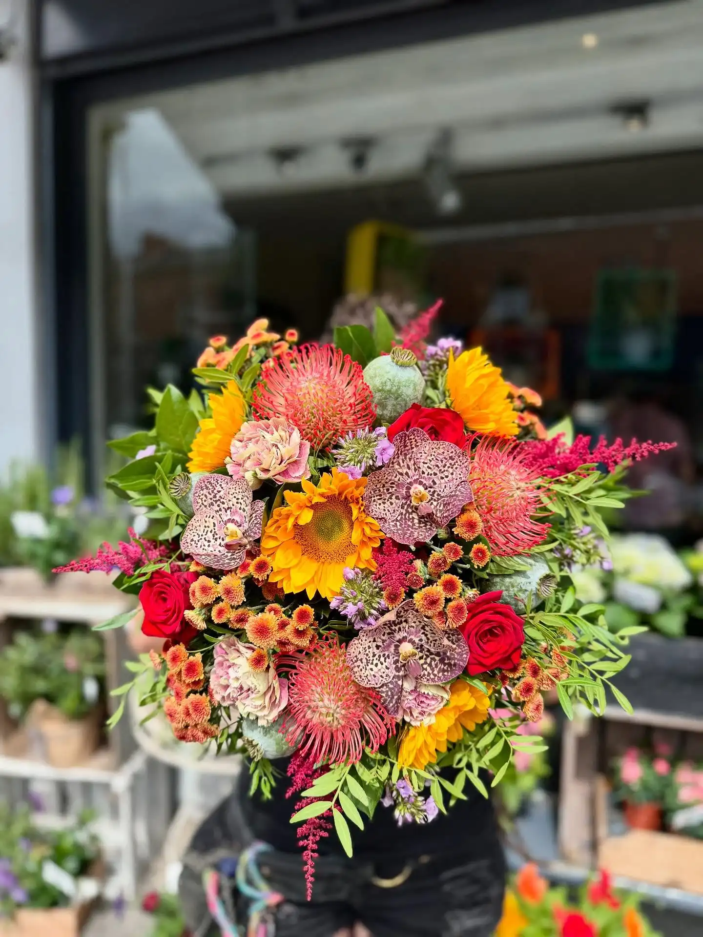 Bringing some sunshine to the party with this fantastic hand crafted flower bouquet. It’s just amazing how fresh flowers can lift the spirits and make your day really special 💛🌻
Blooming Amazing Flower Company
Gold Award Winner - Flower Shop of The Year
38 Ranelagh Village
Dublin 6
D06 E4H3
Ireland
Tel : + 353-1-491 0233
Web : www.bloomingamazing.ie
Email : info@bloomingamazing.ie
.
.
.
#bloomsoftheday #smallbusiness #floristsofinstagram #floraldesigns