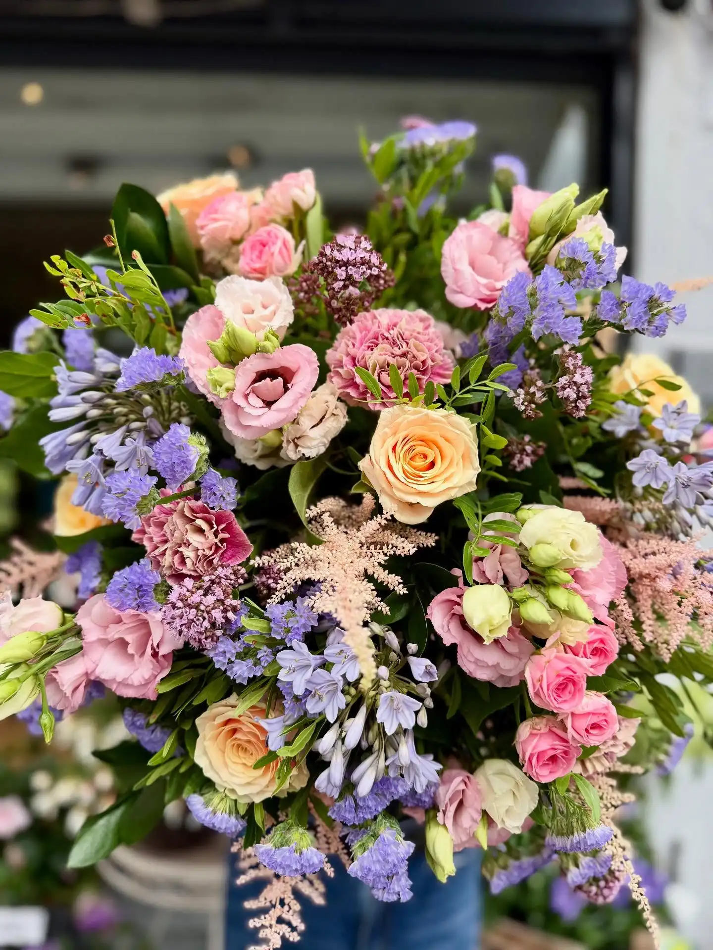 Pretty summer blooms in soft pastel shades 🤍
Blooming Amazing Flower Company
Gold Award Winner - Flower Shop of The Year
38 Ranelagh Village
Dublin 6
D06 E4H3
Ireland
Tel : + 353-1-491 0233
Web : www.bloomingamazing.ie
Email : info@bloomingamazing.ie
,
.
.
#bloomsoftheday #smallbusiness #floristsofinstagram #floraldesigns #summer #pastels