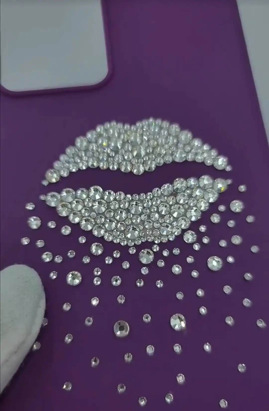 DIY Phone Cases - Avant Crystal #crystals #diy #phonecases
💎 Sydney based dance dress crystal supplier.
💎 Swarovski | Stellux | Glower |Economic DMC | Acrylic | Motif
💎 www.avantcrystal.com.au
#avantcrystal #rhinestone #blingnails #bling #swarovskicrystals #innovations #crystalsbyswarovski #austriancrystal #stellux #hotfixcrystals #australiancrystals #australiancrystalshop #hotfix #hotfixrhinestones #sewon #dancedress #leotard #crystalsfromswarovski
@AvantCrystal