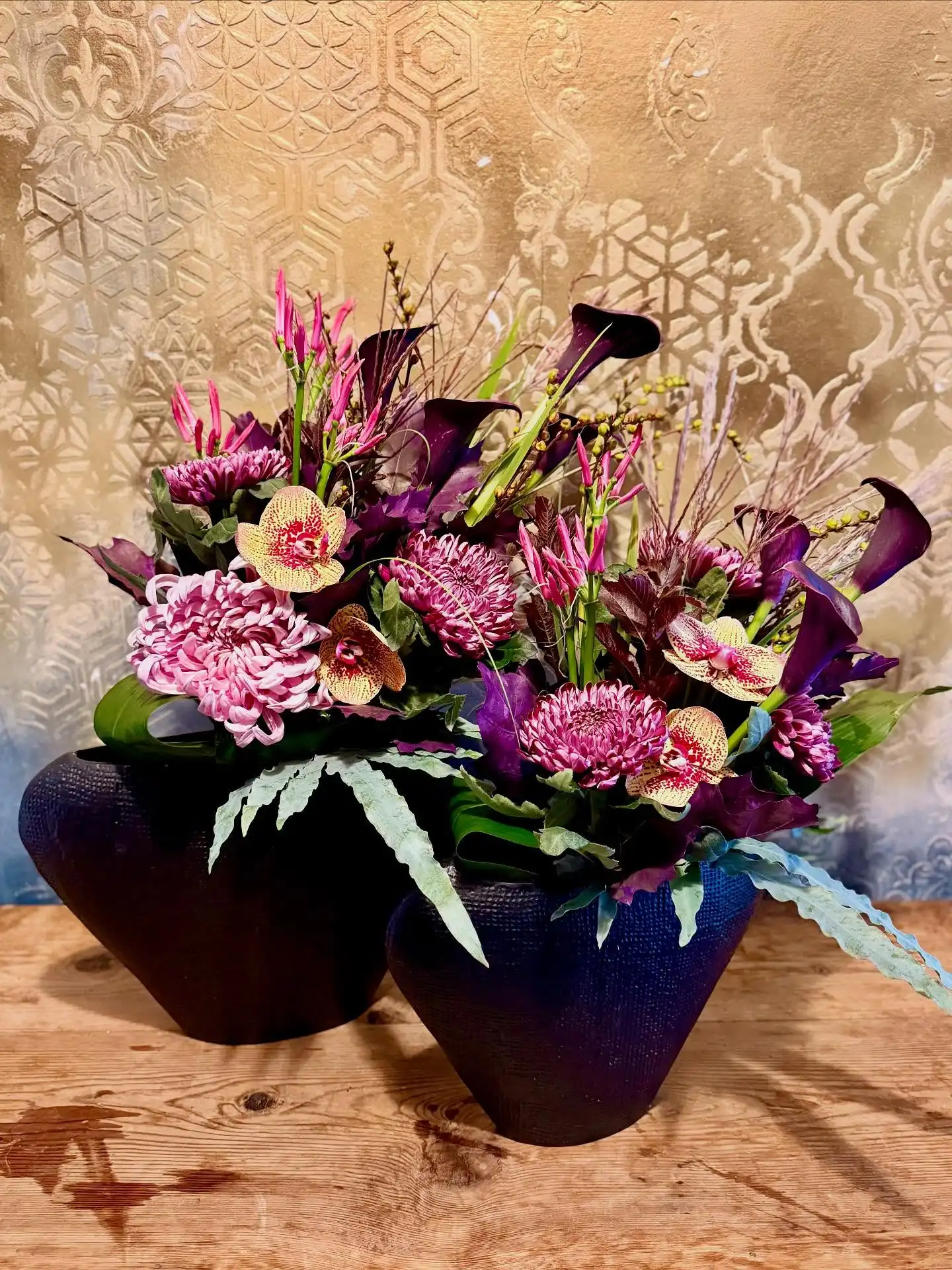 Shades of purples and pink in these dramatic floral arrangements heading into one of our lovely hotels 💜

What a great way to say welcome this autumn 🍂🍁

Blooming Amazing Flower Company
Gold Award Winner - Flower Shop of The Year

38 Ranelagh Village
Dublin 6 
D06 E4H3
Ireland
Tel : + 353-1-491 0233

Web : www.bloomingamazing.ie
Email : info@bloomingamazing.ie
.
.
.
#bloomsoftheday #smallbusiness #floristsofinstagram #floraldesigns
