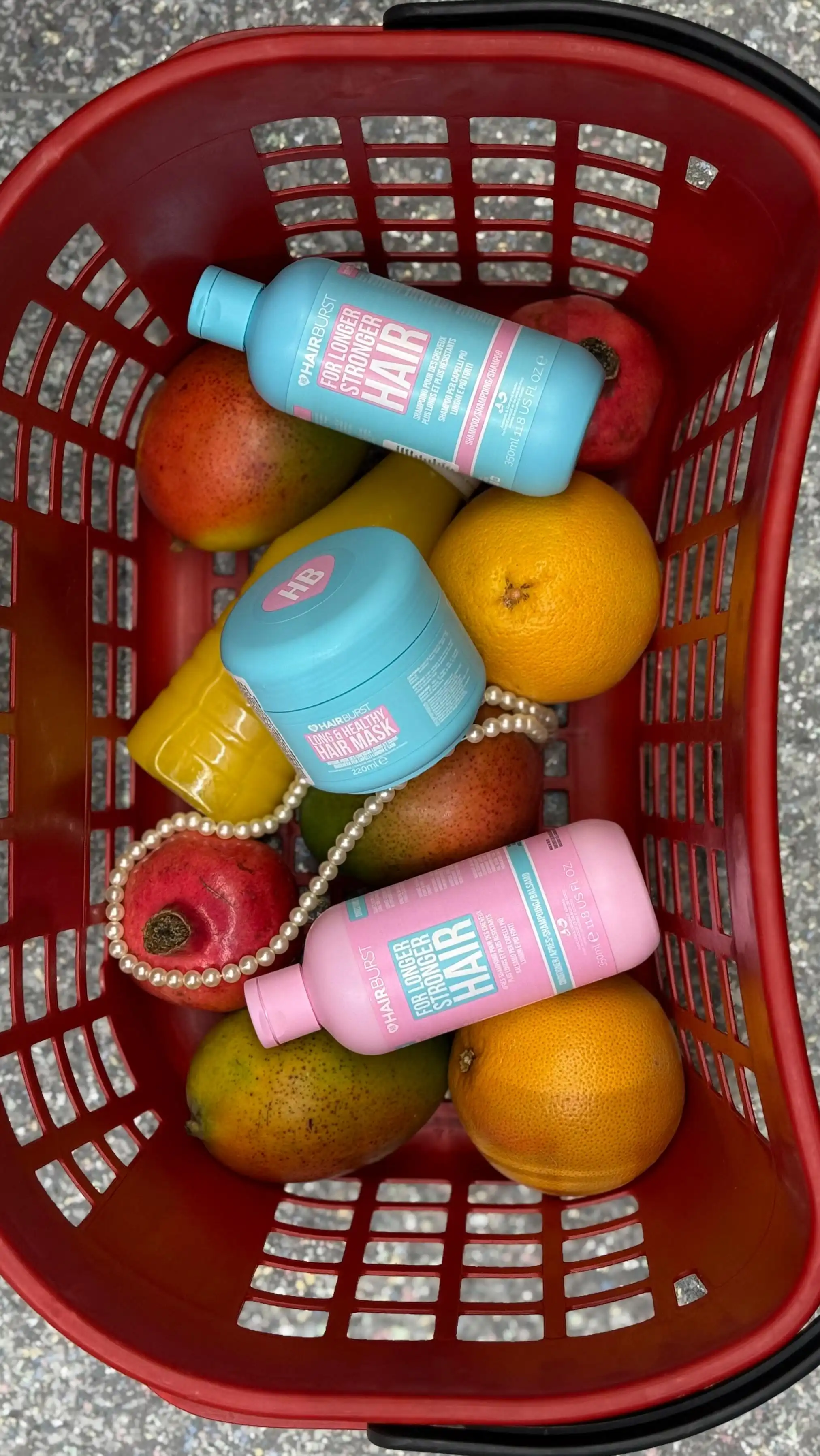 RAW footage din coșul nostru de cumpărături 🛒🥭

Fructe proaspete și produsele Hairburst pentru un păr mai lung, mai sănătos și mai fericit. ☀️

🛍️ Le găsești pe tuju.ro, Bebe Tei, Farmacia Tei, Dr. Max și Mega Image Equilibrium

#haircare #hairburst #sampon #hairmask #balsam #Tuju #BeautyThatCares