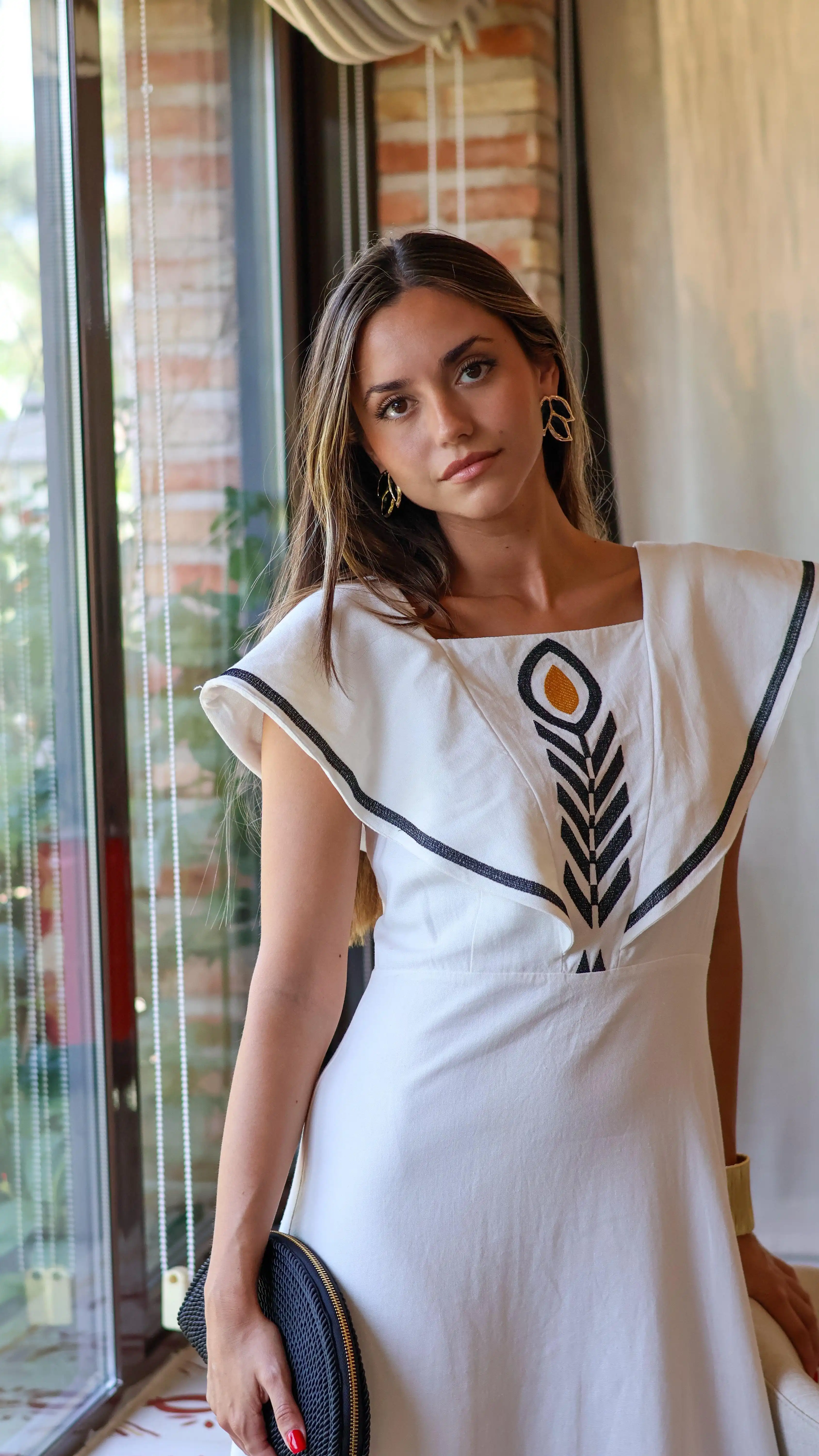 Único, original, sofisticado y con mucha personalidad , así es el modelo Zaza 

#invitadaperfecta #moitteinvitada #vestidos #tendencias2025