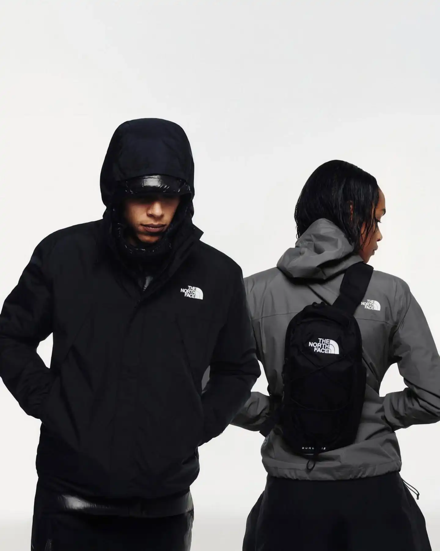 Schütze dich vor Wind & Wetter mit Stil 🌧️🧥
Die DryVent Jacken von The North Face kombinieren wasserdichte & atmungsaktive Materialien mit modernem Schnitt – ideal für alles, was draußen auf dich wartet. Egal ob Regen, Wind oder Schneefall – diese Jacken bringen Protection & Look in einem.  @thenorthface @thenorthfacede

Shop now: www.brooklyn-shop.de

#thenorthface #dryvent #waterproofgear #outdoorstyle #trailready #urbancasual #streetwearfashion #brooklyn_shop #jackets #weatherproof #adventurewear #allweatherfit #coldseason #performancegear #urbanouterwear