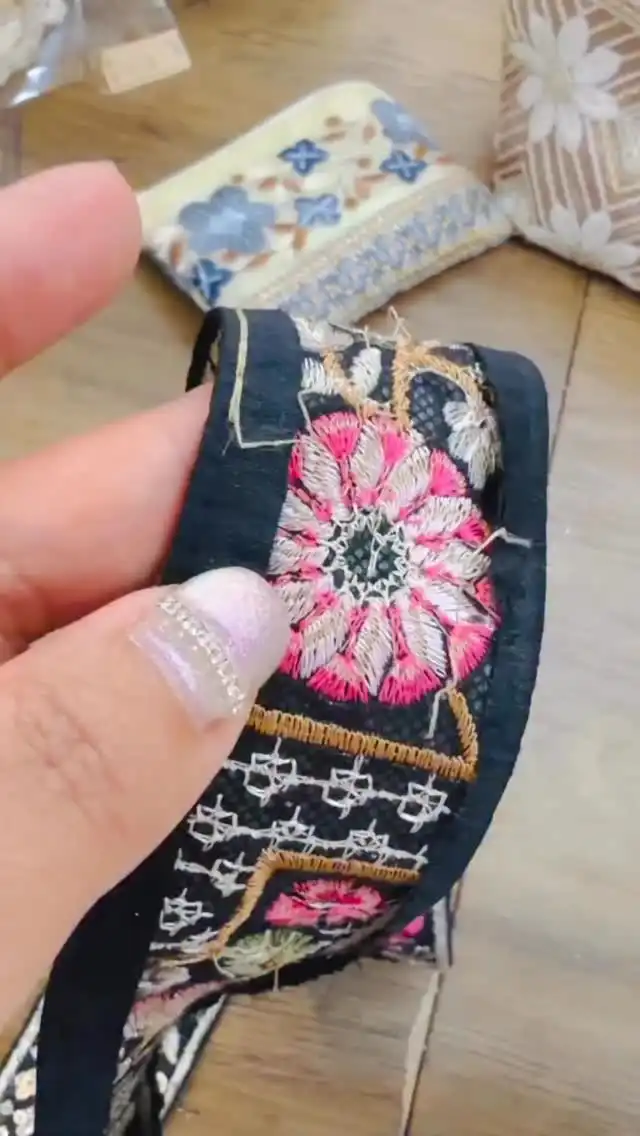 インド刺繍リボン3000種類以上 | 心が躍る刺繍リボン屋（実店舗&通販