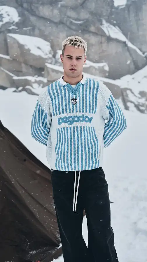 ❄️🖤Die neue WHISPERS OF COLD Collection von @pegadorstreetwear bringt coole Streetwear-Pieces, die Style und Komfort perfekt verbinden. Perfekt für Layering, City-Looks und Winter-Statements.
Shop now: www.brooklyn-shop.de
🥶Stay warm, even in the coldest storm. Cold days, cozy fits!🔥
Whispers Of Cold: Online Now!
#pegador #pegadorstreetwear #streetwearfashion #urbanstyle #winterfashion #cozyvibes #streetwearcommunity #fashiondrop #brooklyn_shop #layeringseason #winterlook #streetstylevibes #urbanoutfit #freshfits #coolcollection #streetwearlove