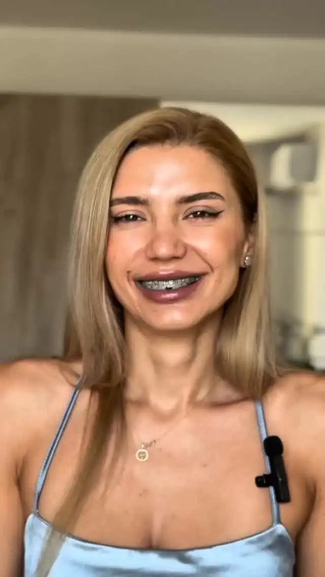 🦷 Cărbune activ, zâmbet reactiv! 😁

Curățare intensă + respirație fresh + albire blândă — tot ce vrei de la o pastă de dinți 💥

Formulă naturală, fără fluor 🌿

#Tuju #BeautyThatCares #Ecodenta #AlbireNaturală #OralCare #CărbuneActiv #ZâmbetCurat #SmileCare #DMRomania